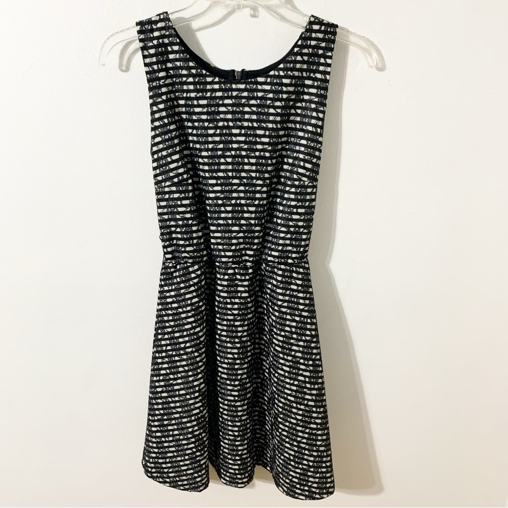 ❤️Heart Soul Stripe / Lace Sleeveless A-line Dress Elastic Waist Exposed Zipper
